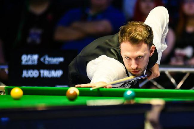 围绕字母哥 围绕字母哥