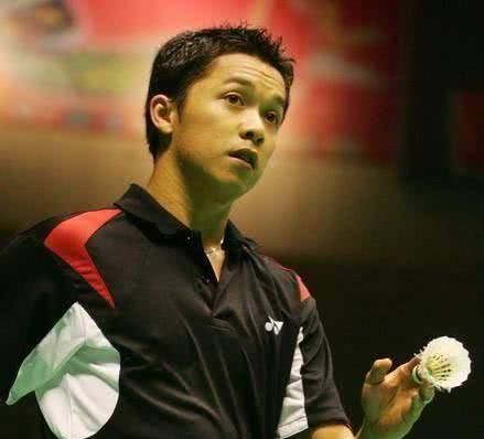 她始终保持 她始终保持